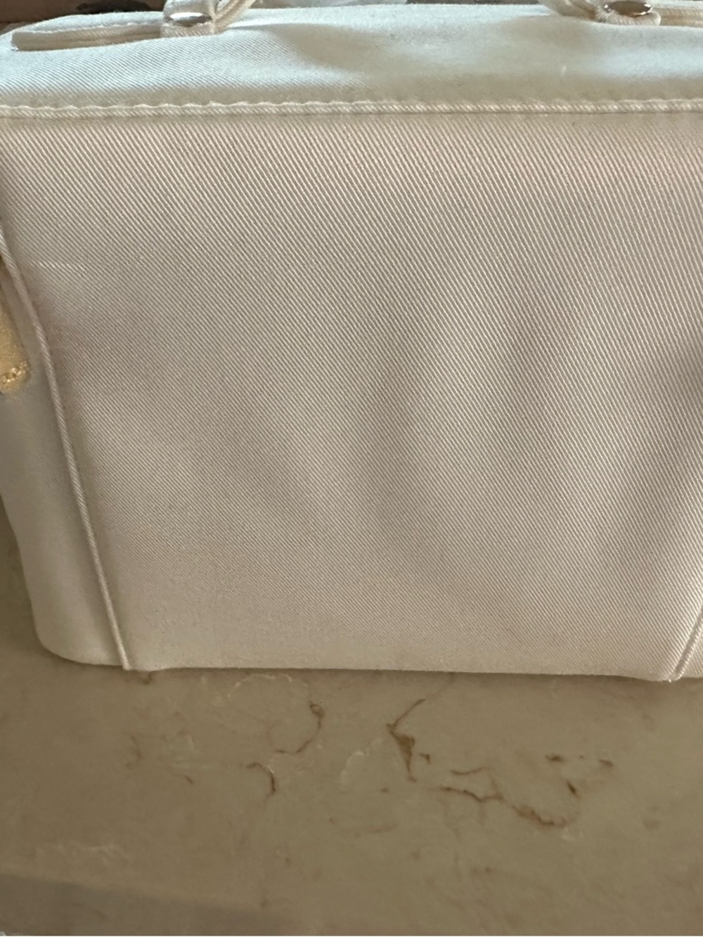 Dior Cream Canvas Cosmetic Case w Gold CD & Dior face towel a Dior spa headband - Picture 4 of 6